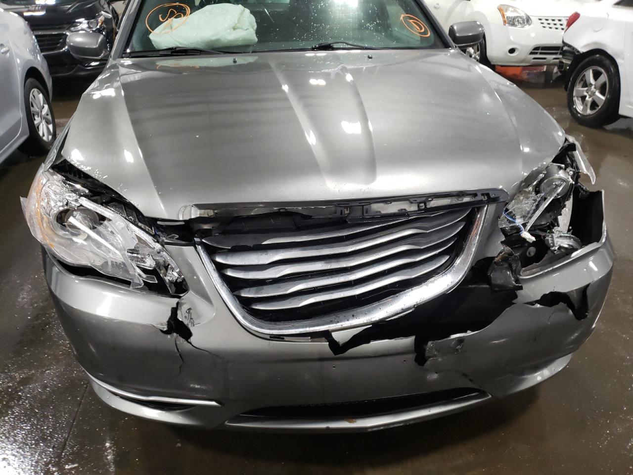 Photo 9 from auction – 2012 CHRYSLER 200 TOURIN with VIN 1C3CCBBG6CN296972