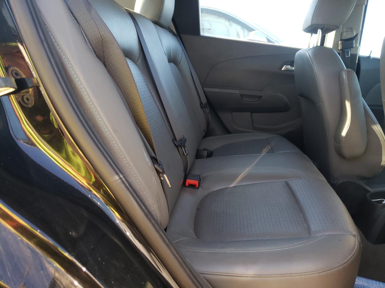 Photo 6 from auction – 2015 CHEVROLET SONIC LTZ with VIN 1G1JE6SB3F4100529