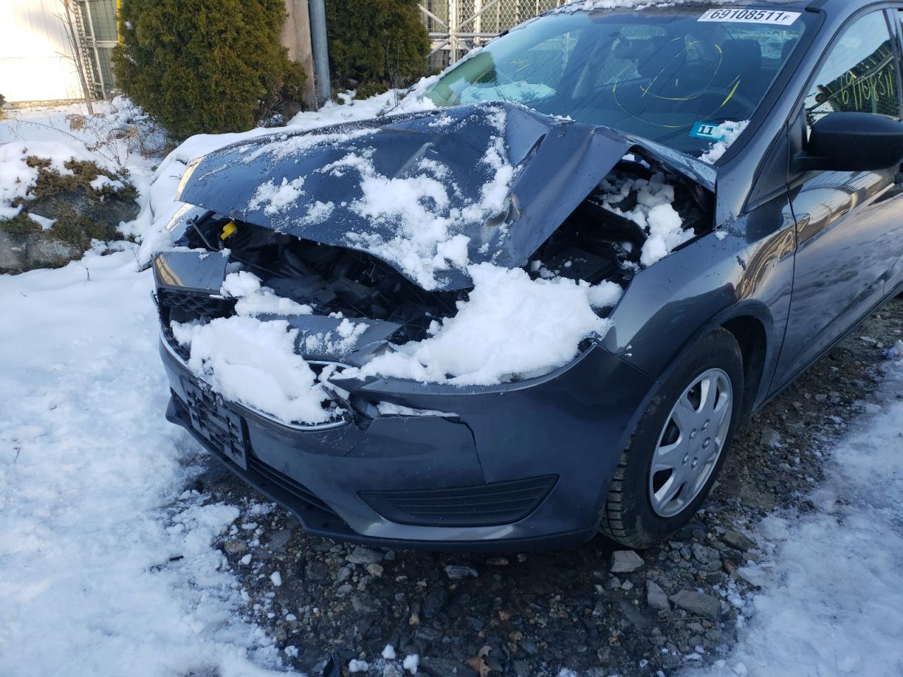 Photo 9 from auction – 2018 FORD FOCUS S with VIN 1FADP3E27JL283799