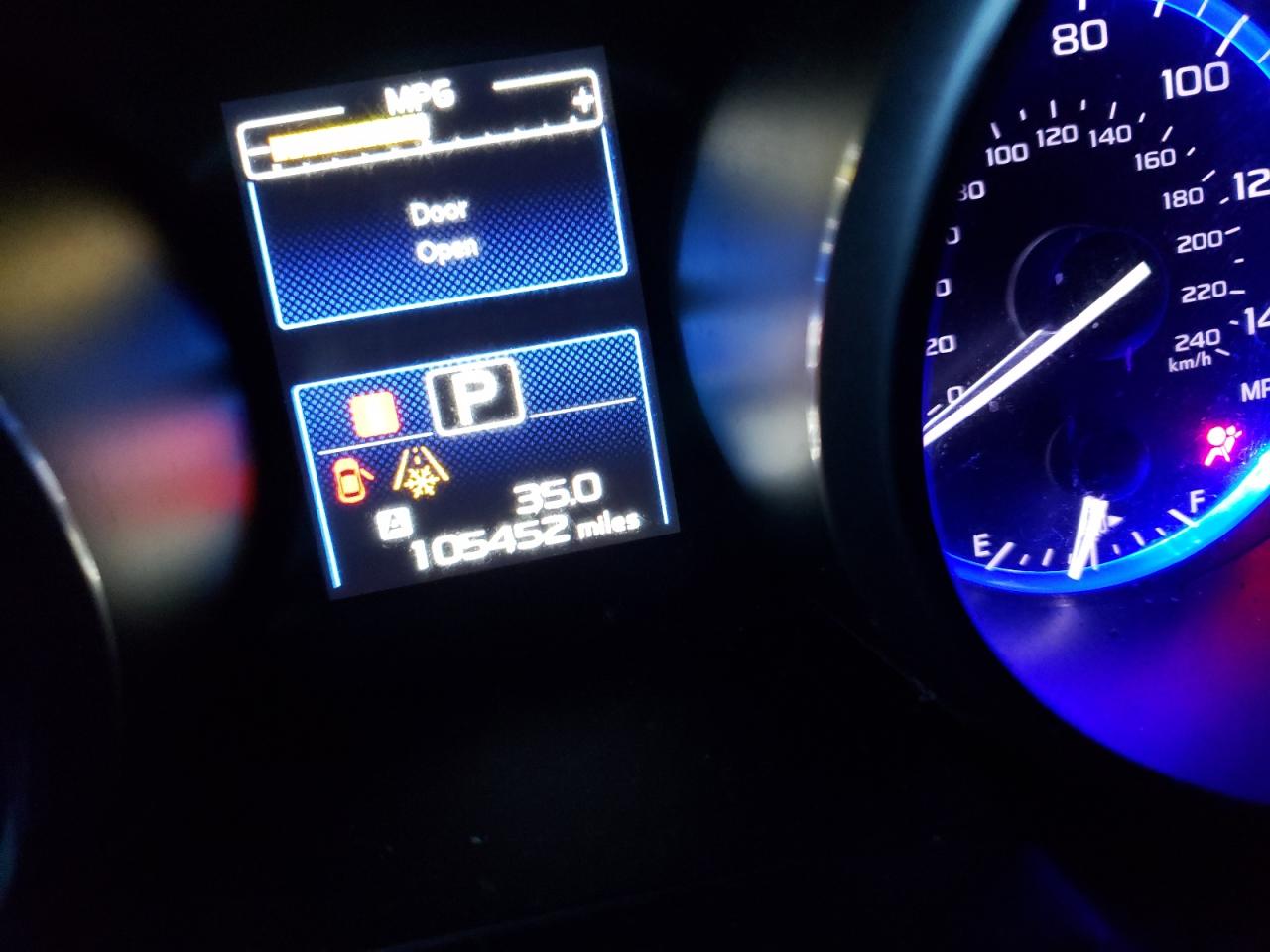 Photo 8 from auction – 2016 SUBARU LEGACY 2.5 with VIN 4S3BNAC67G3048457