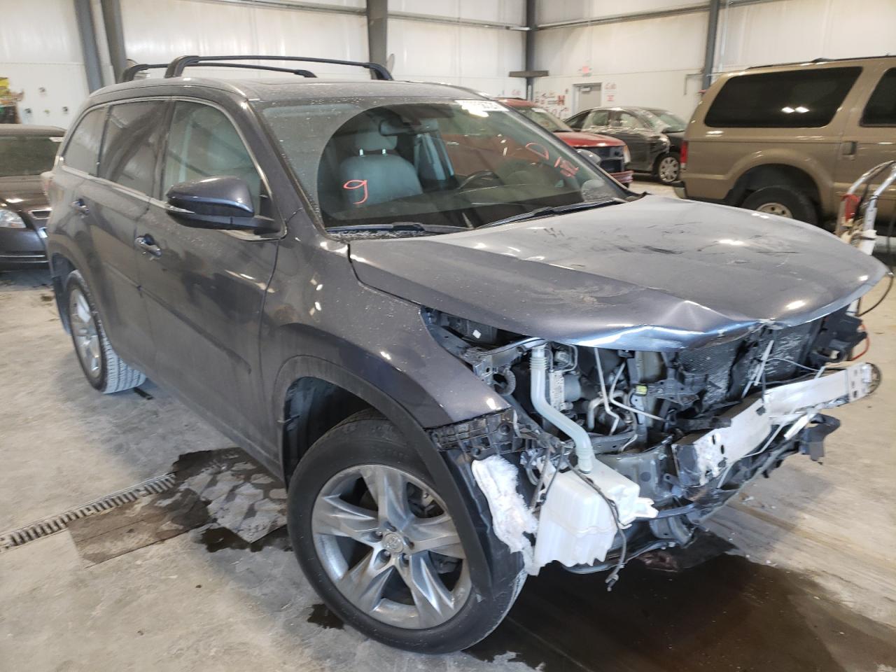 TOYOTA HIGHLANDER 2015 with VIN 5TDDKRFH6FS194312 - Photo from auction