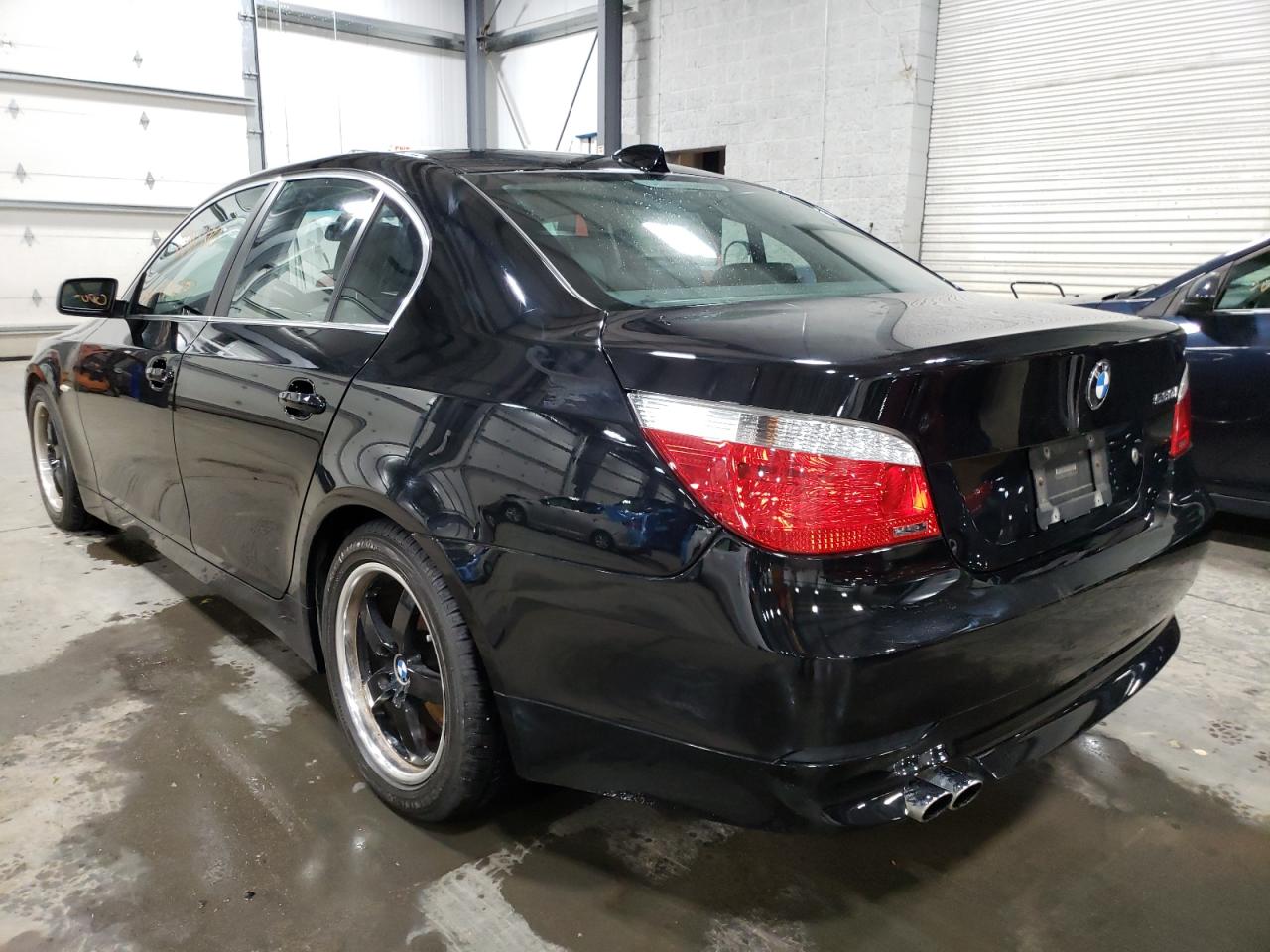 Photo 3 from auction – 2004 BMW 530 I with VIN WBANA73594B060482