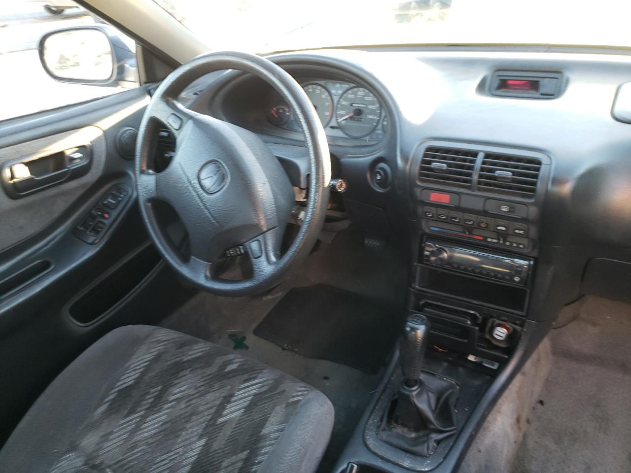 Photo 9 from auction – 1998 ACURA INTEGRA LS with VIN JH4DC4358WS000248