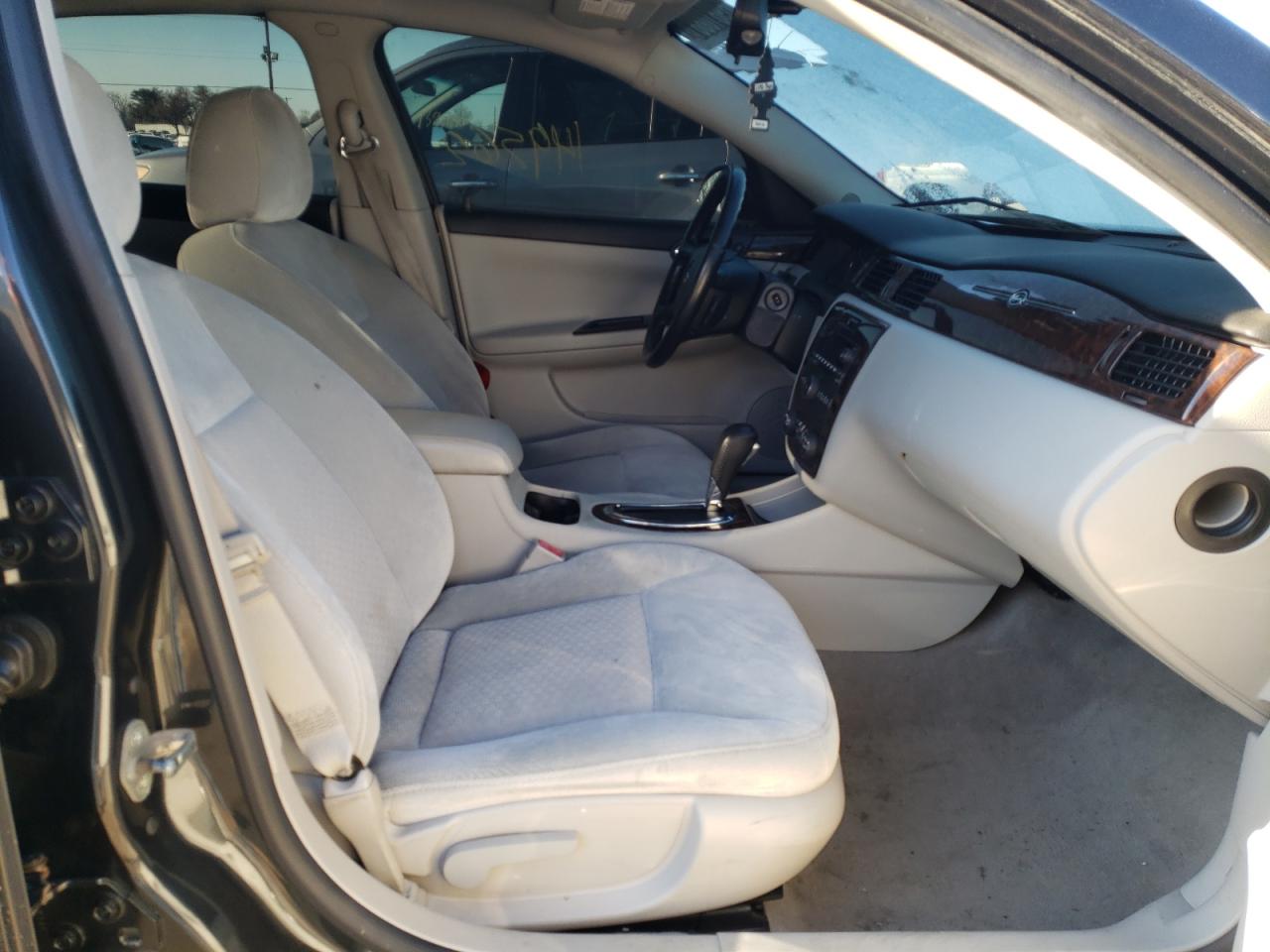 Photo 5 from auction – 2014 CHEVROLET IMPALA LIM with VIN 2G1WB5E35E1138271