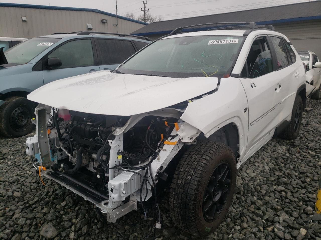 Photo 2 from auction – 2021 TOYOTA RAV4 LE with VIN 2T3H1RFV0MC155853