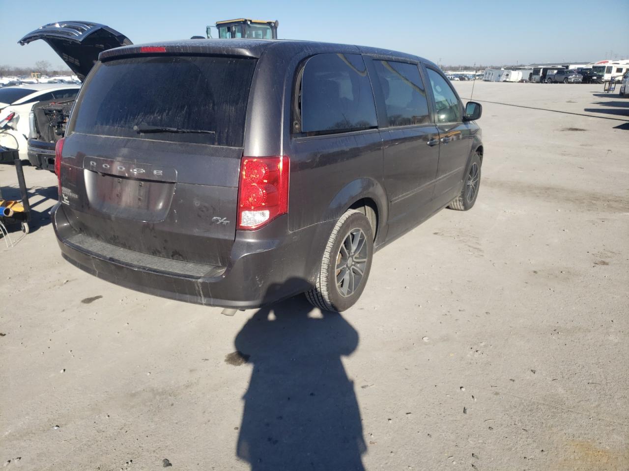 Photo 4 from auction – 2015 DODGE GRAND CARA with VIN 2C4RDGBG8FR642396