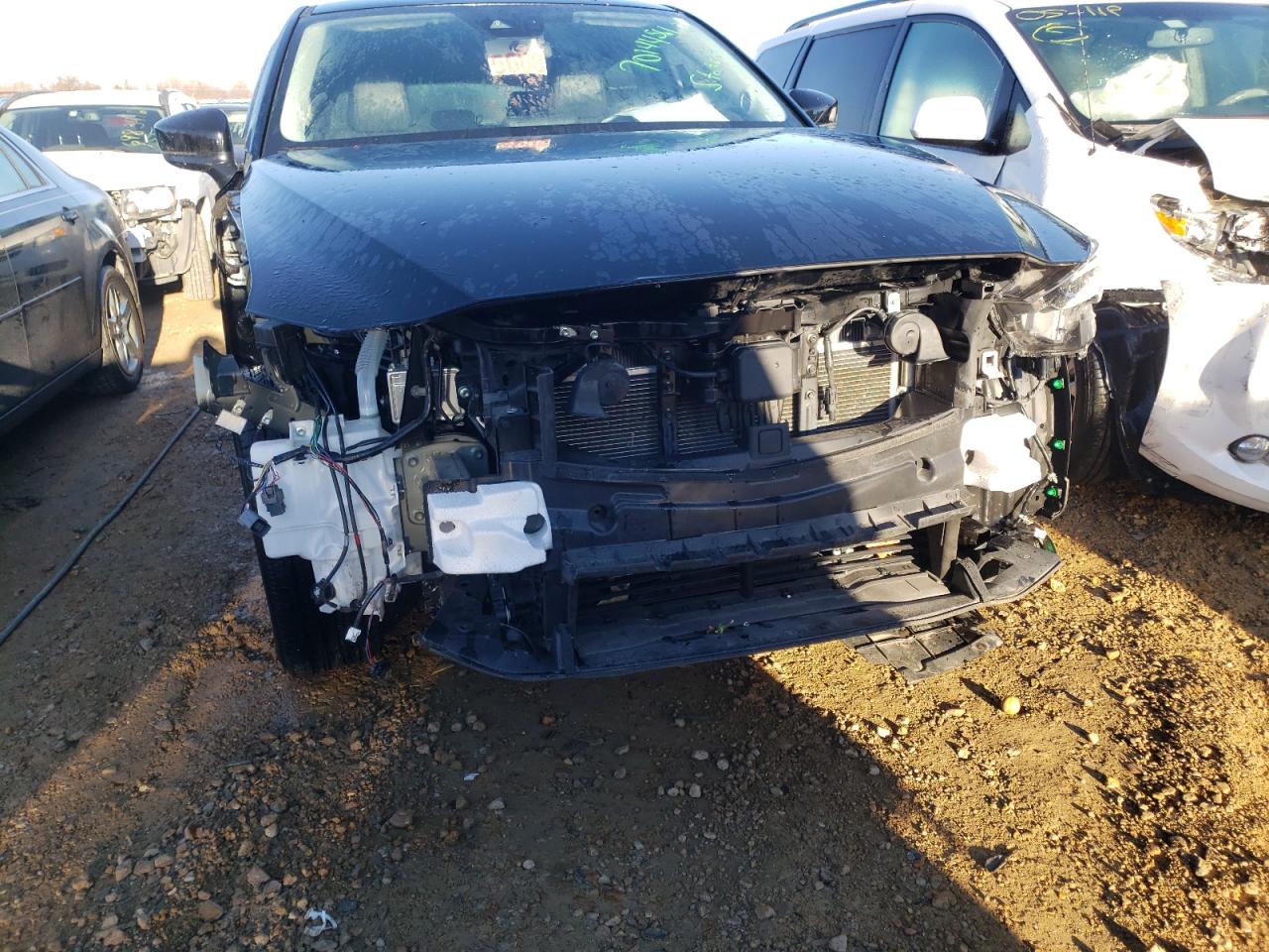 Photo 9 from auction – 2018 MAZDA CX-5 TOURI with VIN JM3KFACM9J1429913