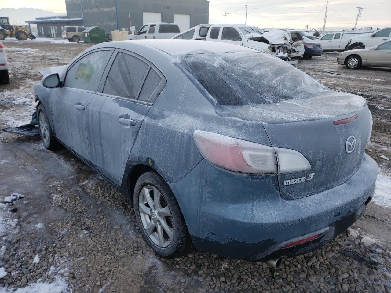 Photo 3 from auction – 2011 MAZDA 3 with VIN JM1BL1VGXB1449064