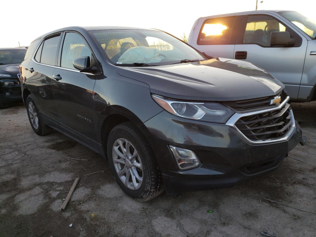 CHEVROLET EQUINOX LT 2018 with VIN 3GNAXJEV3JL395314 - Photo from auction