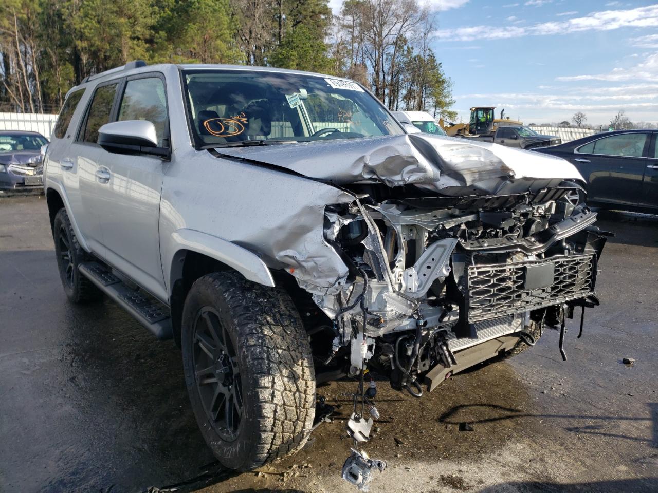 TOYOTA 4RUNNER SR 2021 with VIN JTEMU5JR7M5957083 - Photo from auction