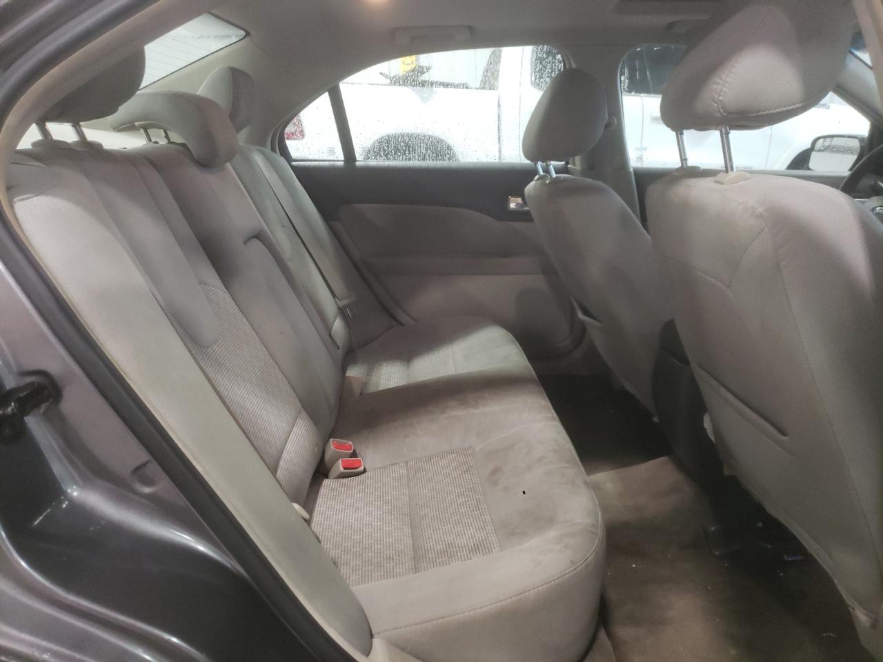 Photo 6 from auction – 2011 FORD FUSION SE with VIN 3FAHP0HA8BR206557