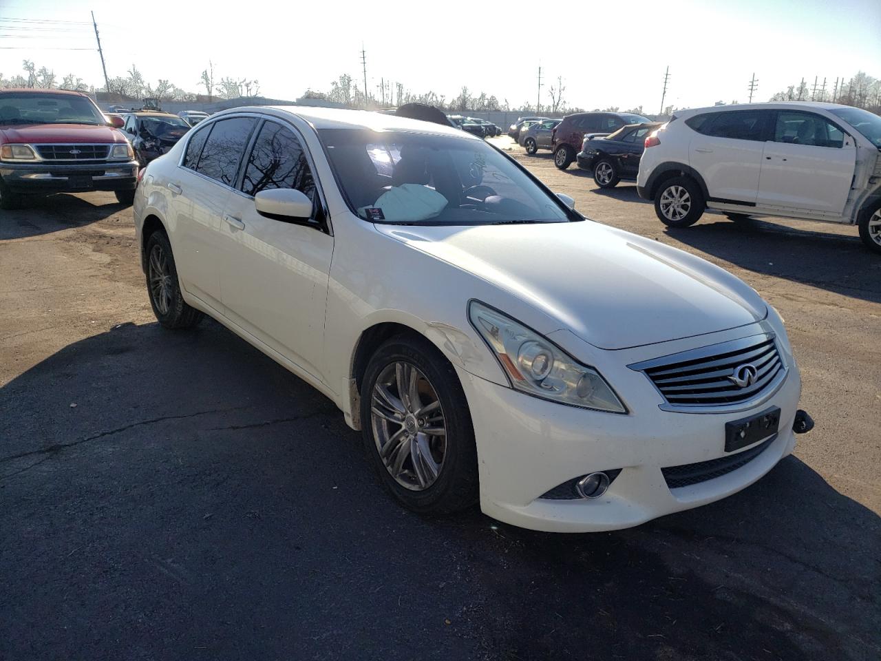 INFINITI G37 2011 with VIN JN1CV6AR5BM355808 - Photo from auction