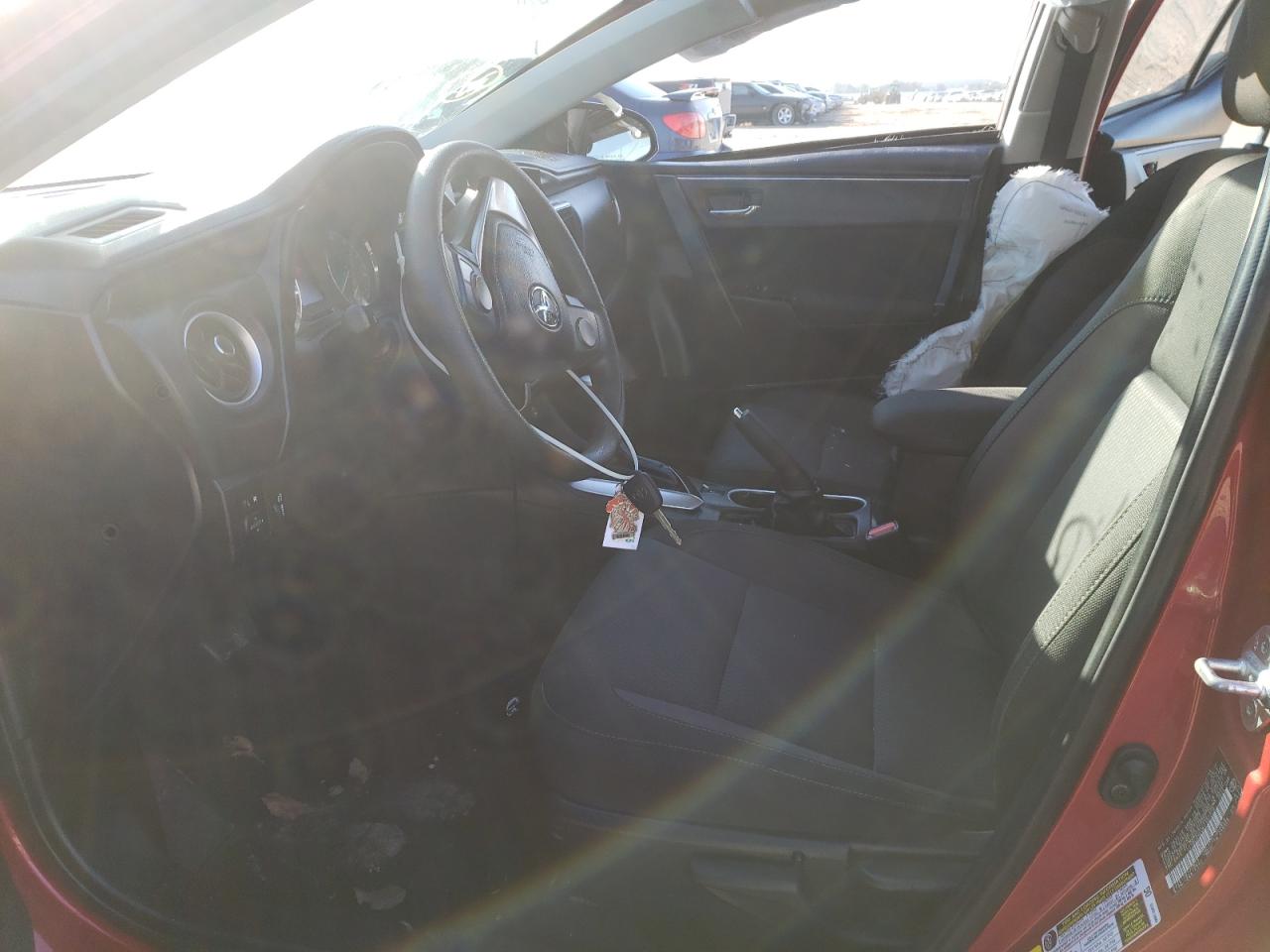Photo 5 from auction – 2019 TOYOTA COROLLA L with VIN 2T1BURHE5KC157758