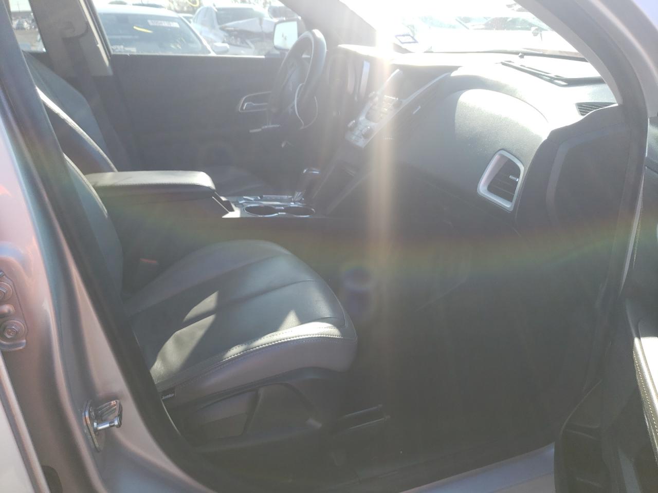 Photo 5 from auction – 2016 CHEVROLET EQUINOX LS with VIN 2GNALBEK2G1163370