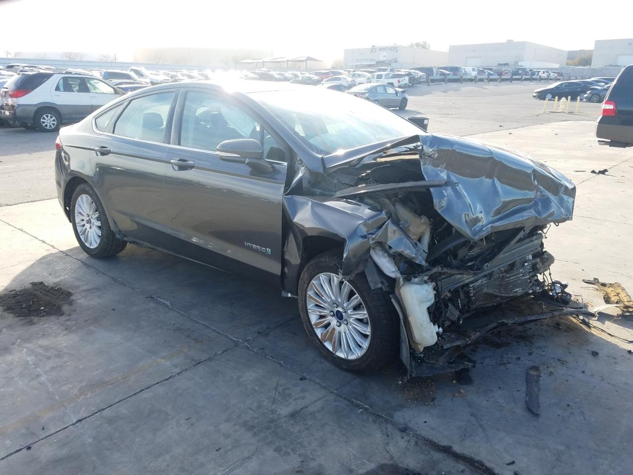 FORD FUSION SE 2016 with VIN 3FA6P0LU4GR389360 - Photo from auction