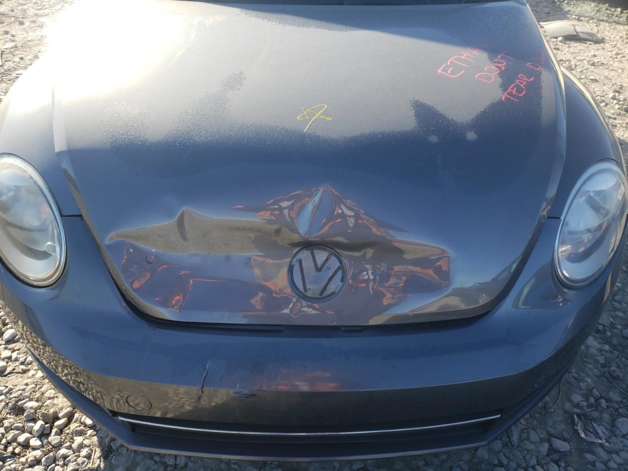 Photo 7 from auction – 2012 VOLKSWAGEN BEETLE with VIN 3VWJX7AT0CM633906