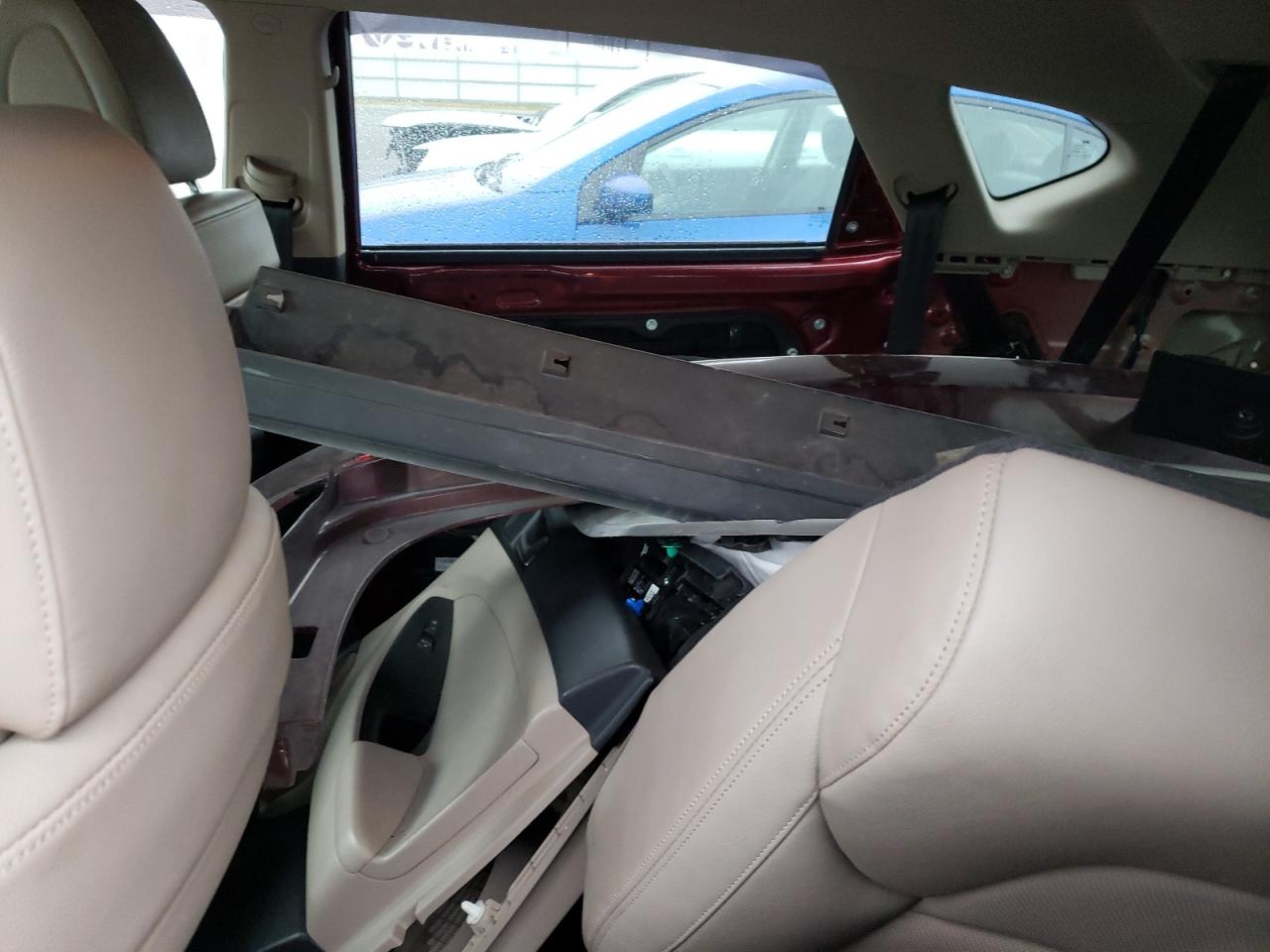 Photo 6 from auction – 2016 HYUNDAI TUCSON LIM with VIN KM8J3CA29GU195396