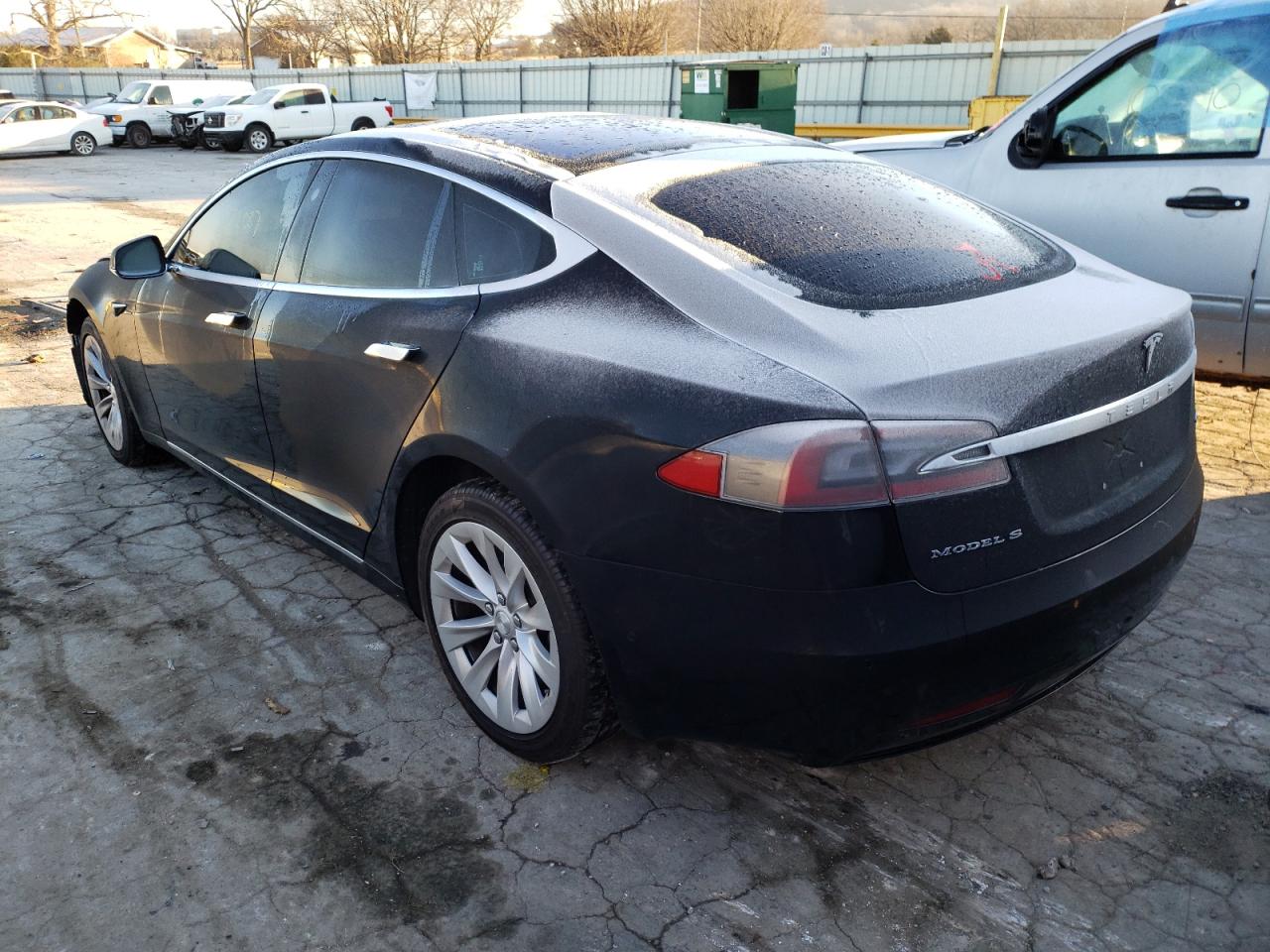 Photo 3 from auction – 2019 TESLA MODEL S with VIN 5YJSA1E2XKF305578