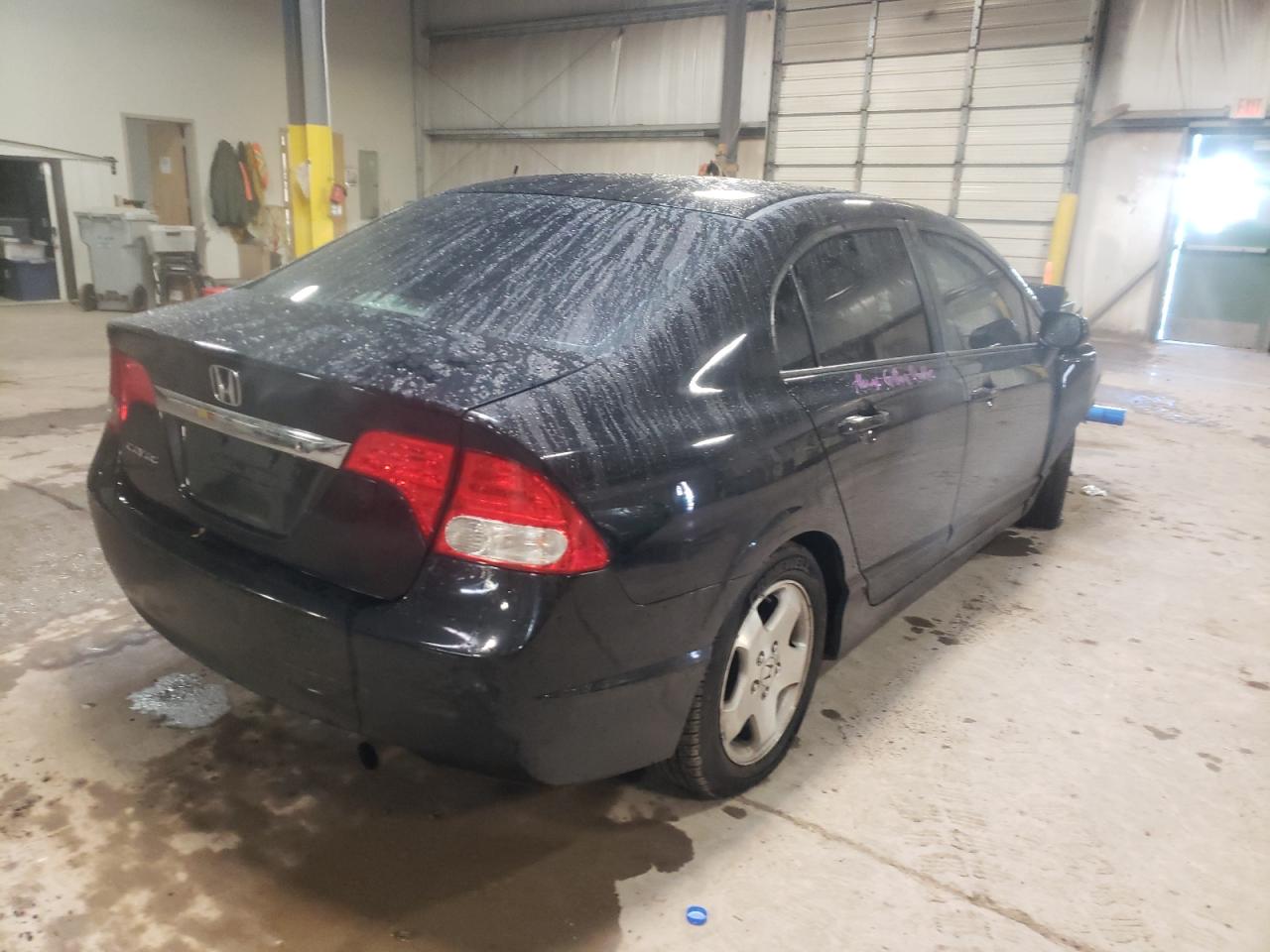 Photo 4 from auction – 2011 HONDA CIVIC LX with VIN 19XFA1F53BE048277