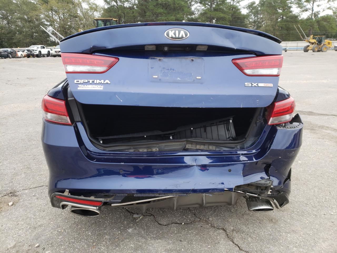 Photo 9 from auction – 2018 KIA OPTIMA SX with VIN 5XXGW4L28JG208046