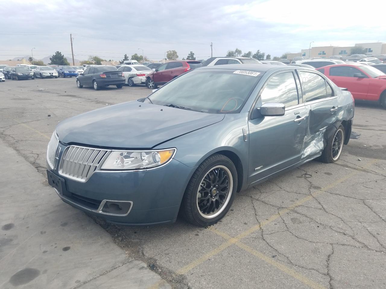 Photo 2 from auction – 2011 LINCOLN MKZ HYBRID with VIN 3LNDL2L30BR775892