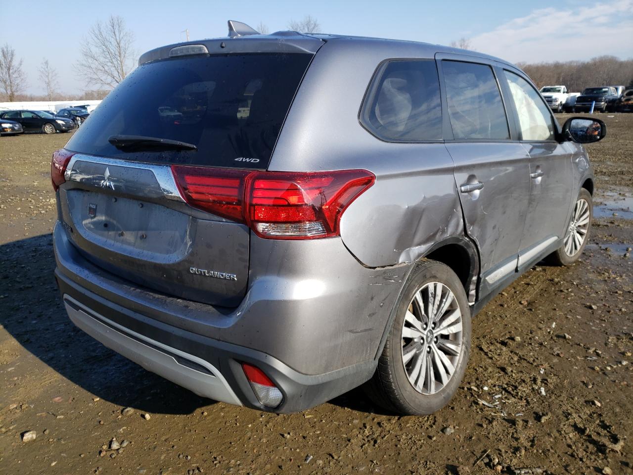 Photo 4 from auction – 2019 MITSUBISHI OUTLANDER with VIN JA4AZ3A39KZ013875