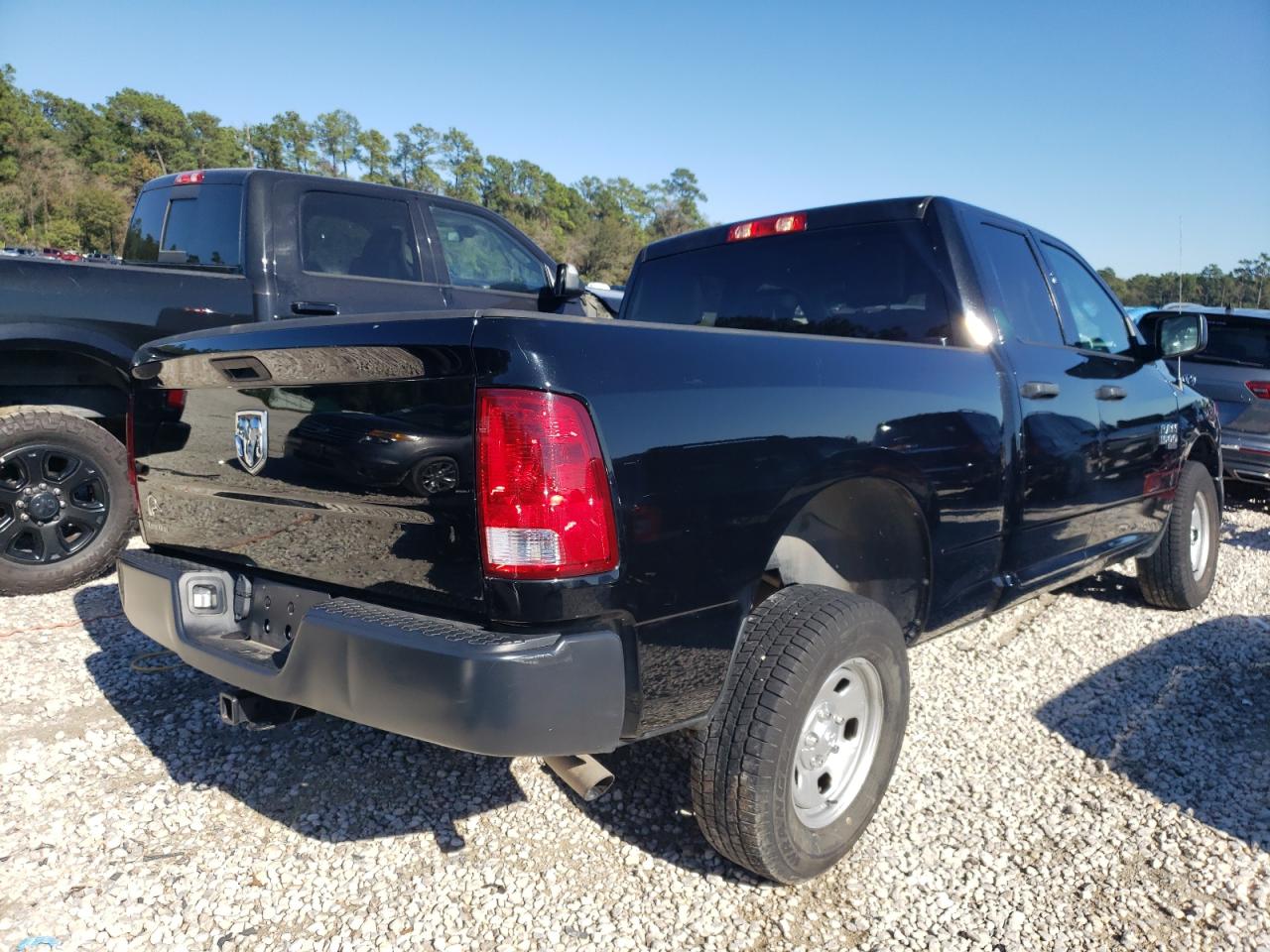 Photo 4 from auction – 2019 RAM 1500 CLASS with VIN 1C6RR6FG8KS603362