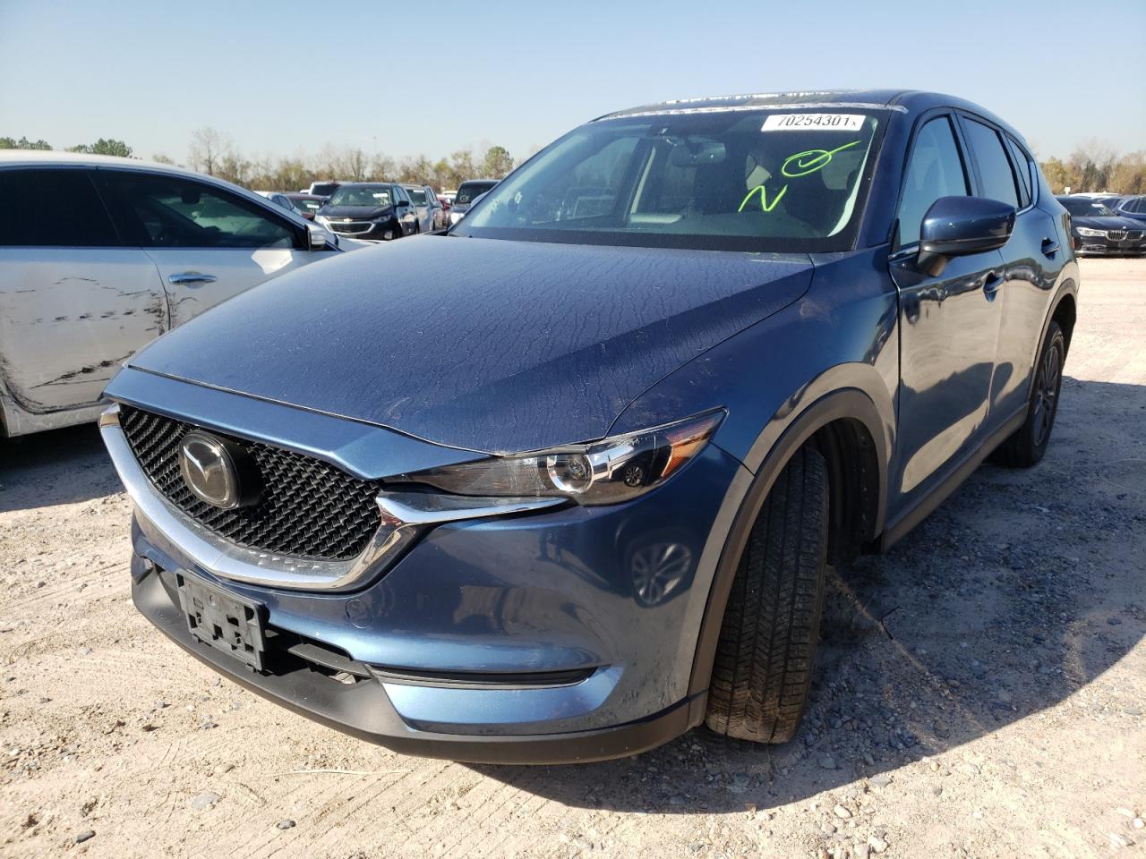 Photo 2 from auction – 2019 MAZDA CX-5 TOURI with VIN JM3KFACM5K1638521