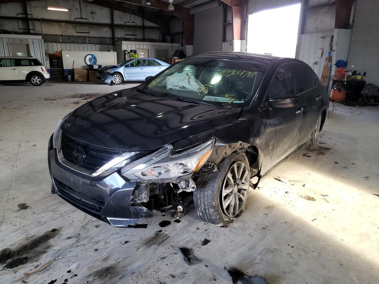 Photo 2 from auction – 2017 NISSAN ALTIMA 2.5 with VIN 1N4AL3AP8HC257464