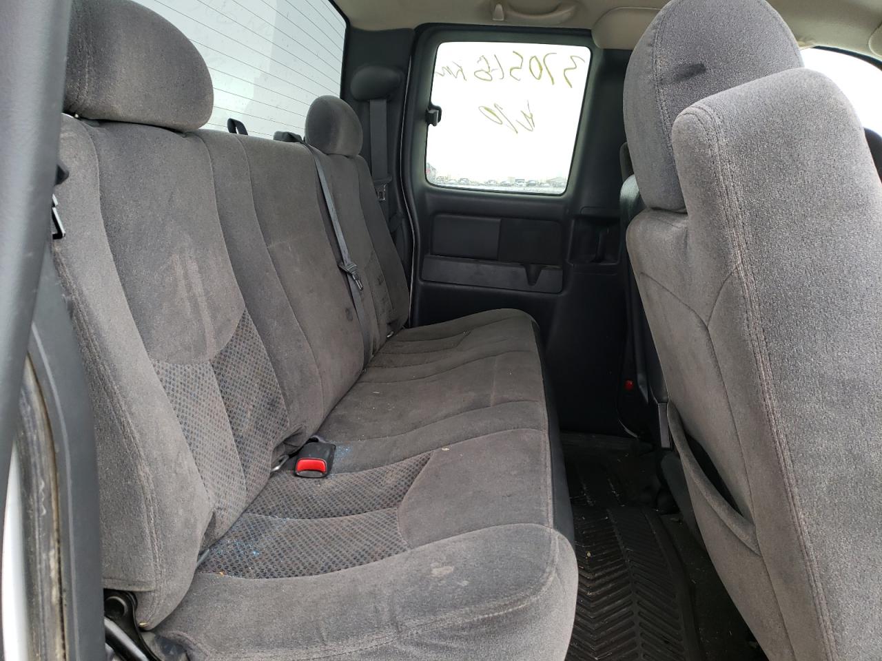 Photo 6 from auction – 2006 CHEVROLET SILVERADO with VIN 1GCEK19B06Z293333