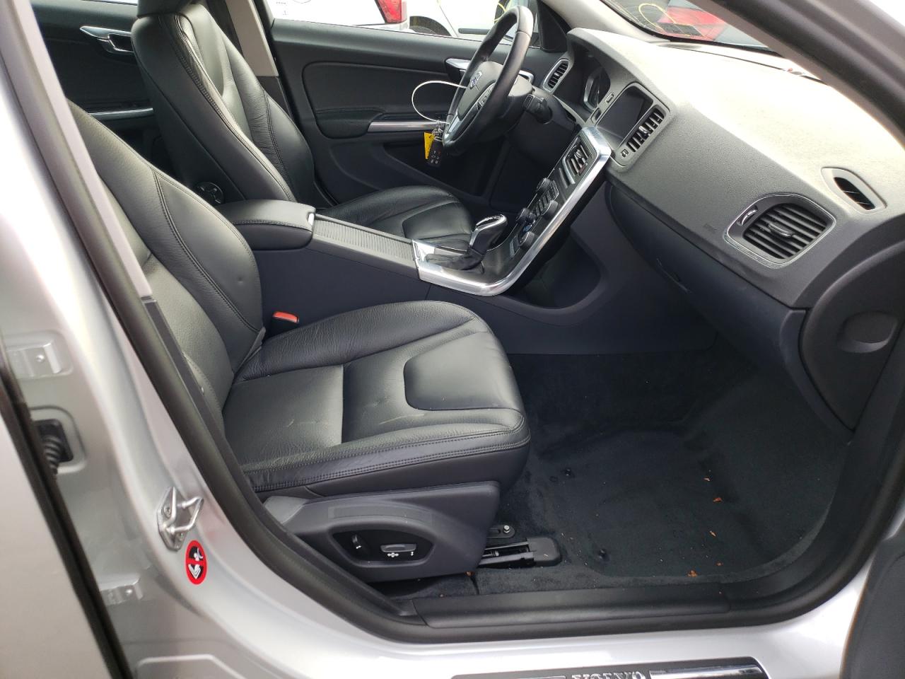 Photo 5 from auction – 2014 VOLVO S60 T5 with VIN YV1612FHXE1296284