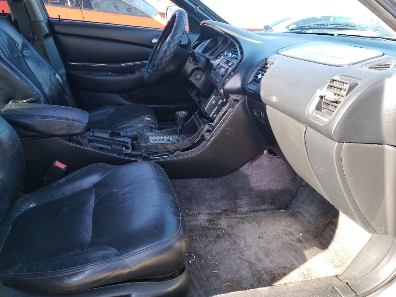 Photo 5 from auction – 2003 ACURA 3.2TL TYPE with VIN 19UUA568X3A074664