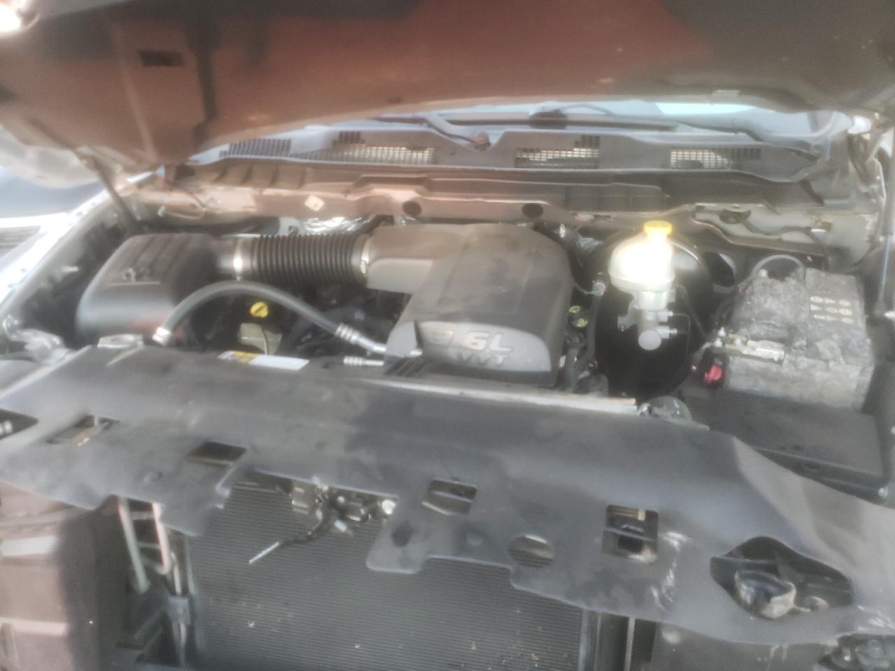 Photo 7 from auction – 2015 RAM 1500 SLT with VIN 1C6RR6GG7FS623087