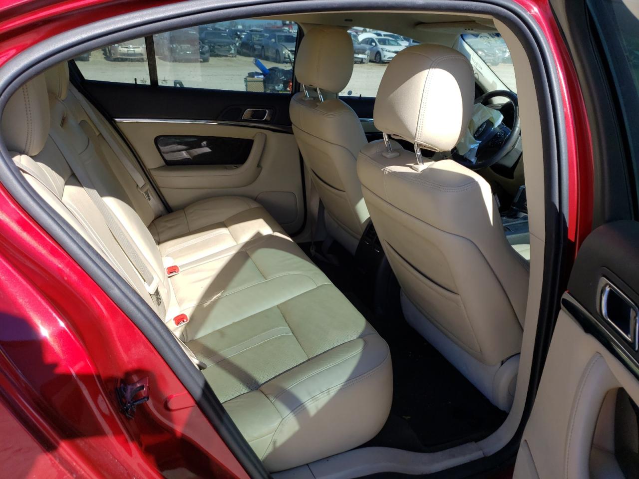 Photo 6 from auction – 2014 LINCOLN MKS with VIN 1LNHL9DK9EG608183