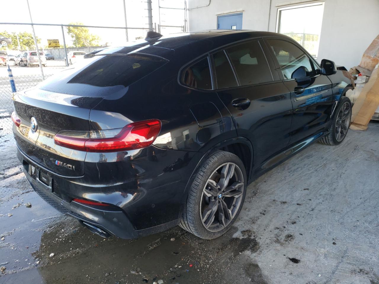 Photo 4 from auction – 2019 BMW X4 M40I with VIN 5UXUJ5C57KLJ64073