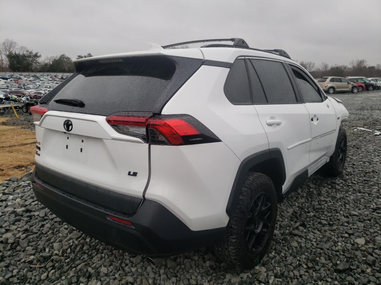 Photo 4 from auction – 2021 TOYOTA RAV4 LE with VIN 2T3H1RFV0MC155853