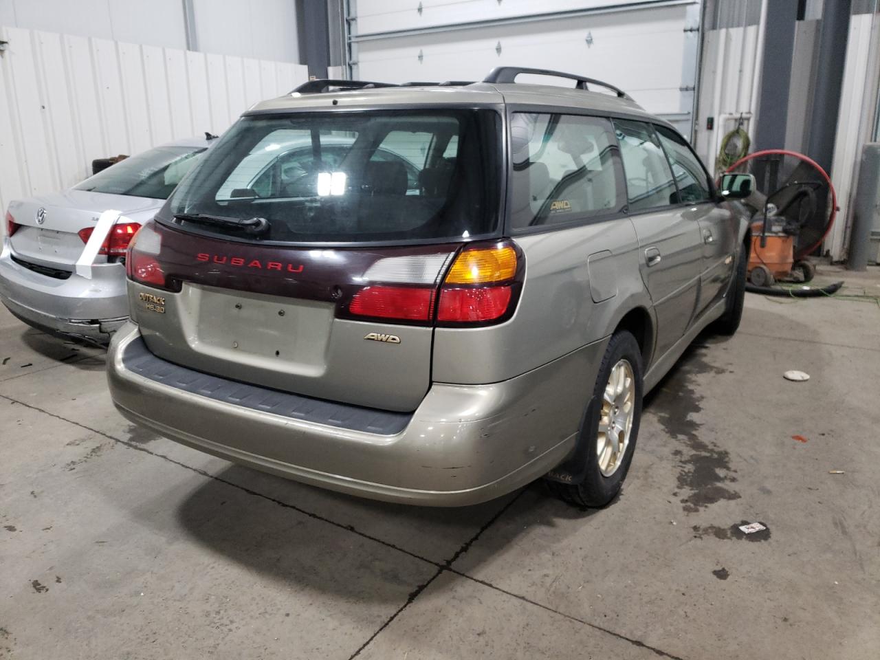 Photo 4 from auction – 2003 SUBARU LEGACY OUT with VIN 4S3BH895837650396