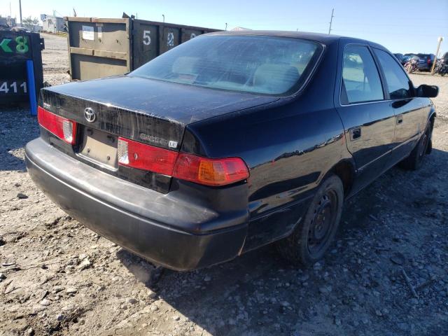 Photo 4 from auction – 2000 TOYOTA CAMRY CE with VIN 4T1BG22K5YU969050