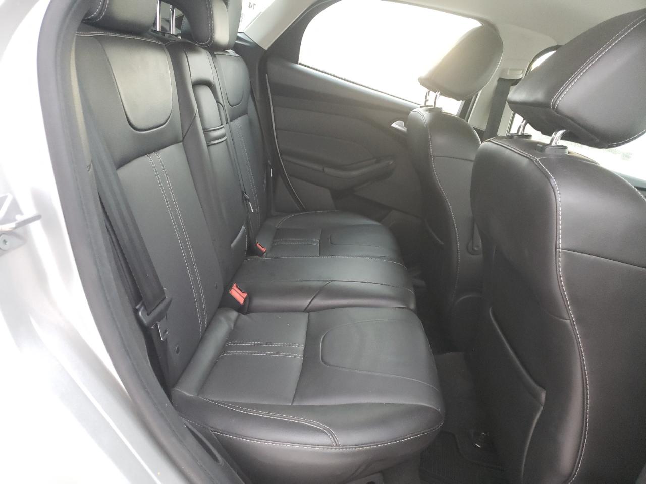 Photo 6 from auction – 2013 FORD FOCUS SE with VIN 1FADP3K21DL335064