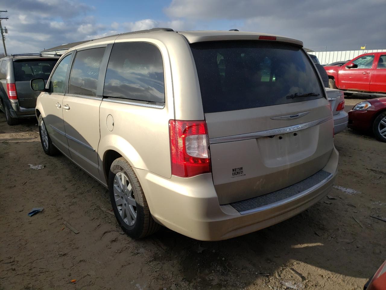 Photo 3 from auction – 2014 CHRYSLER TOWN & COU with VIN 2C4RC1BGXER111411