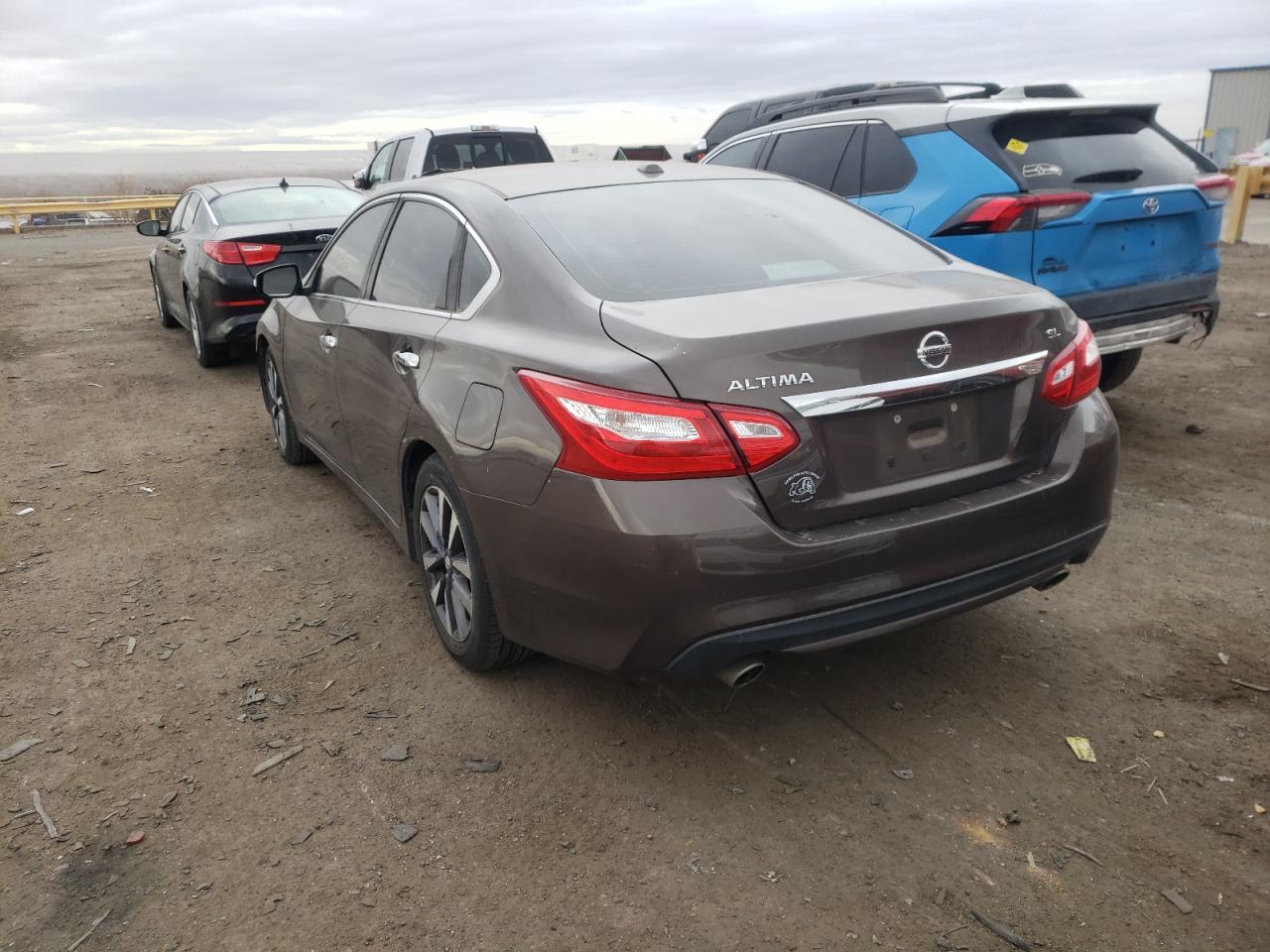 Photo 3 from auction – 2017 NISSAN ALTIMA 2.5 with VIN 1N4AL3AP1HC197155