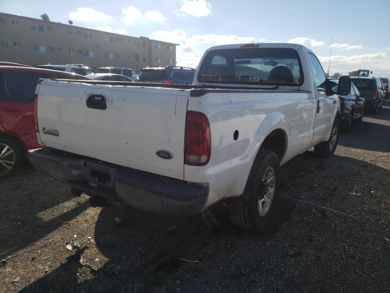 Photo 4 from auction – 2005 FORD F350 SRW S with VIN 1FTWF30565EA76435