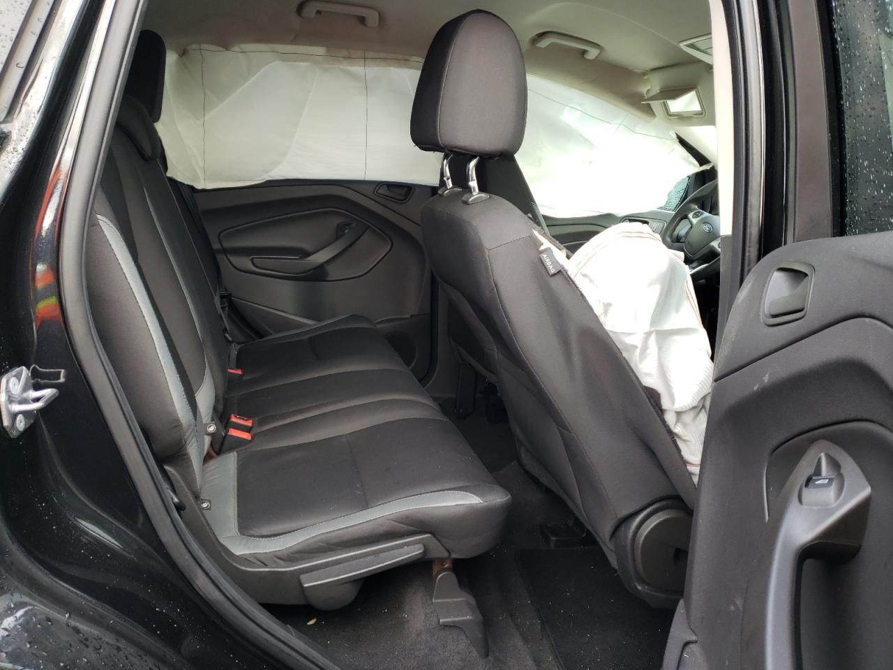 Photo 6 from auction – 2015 FORD ESCAPE S with VIN 1FMCU0F7XFUB50989