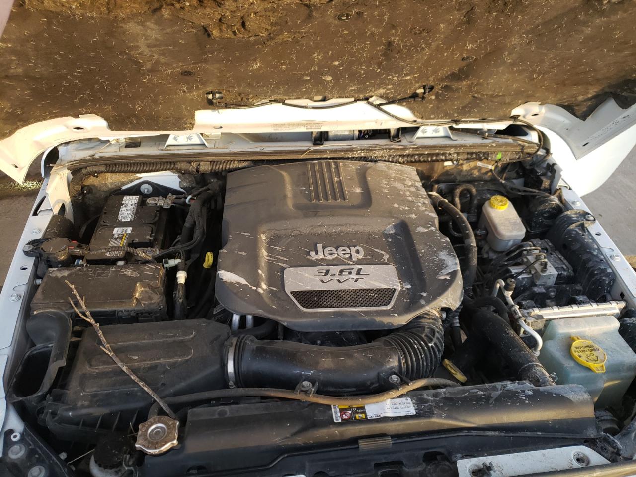 Photo 7 from auction – 2013 JEEP WRANGLER U with VIN 1C4BJWEG6DL568983