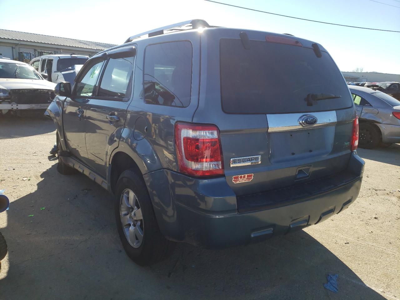 Photo 3 from auction – 2010 FORD ESCAPE LIM with VIN 1FMCU0EG1AKD16810