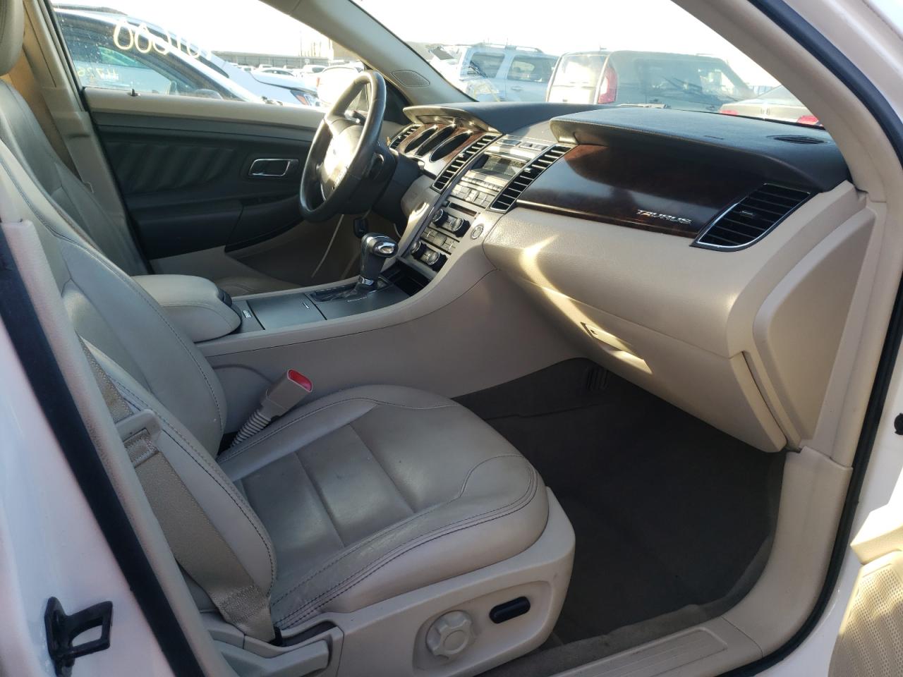 Photo 5 from auction – 2012 FORD TAURUS SEL with VIN 1FAHP2EW0CG143359