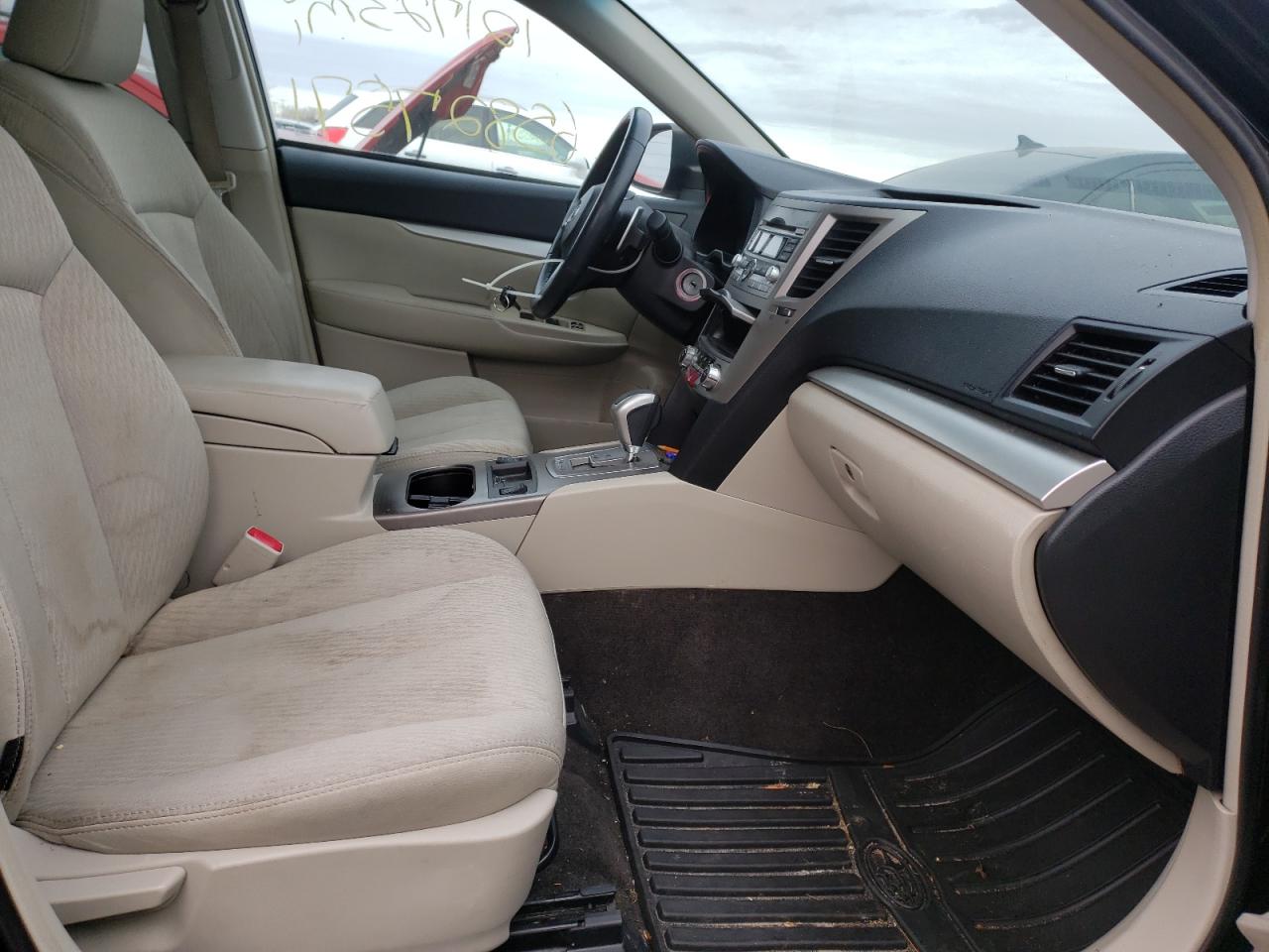 Photo 5 from auction – 2011 SUBARU OUTBACK 2. with VIN 4S4BRCGCXB3431376