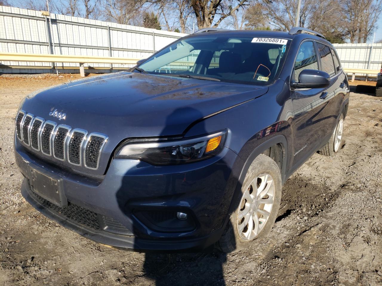 Photo 2 from auction – 2019 JEEP CHEROKEE L with VIN 1C4PJLCB5KD469588