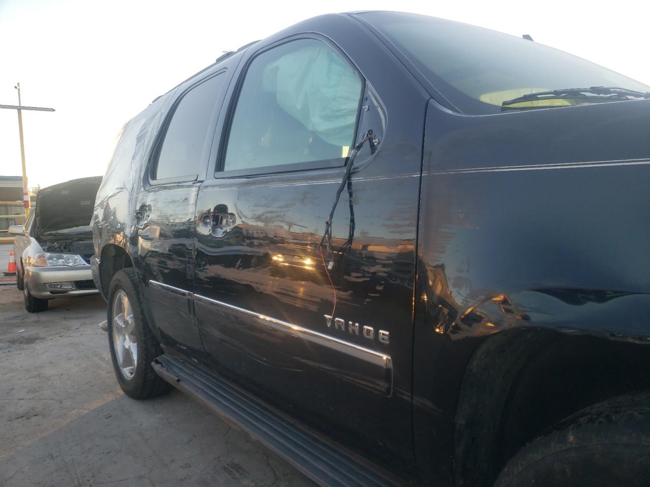 Photo 9 from auction – 2014 CHEVROLET TAHOE C150 with VIN 1GNSCCE07ER121046