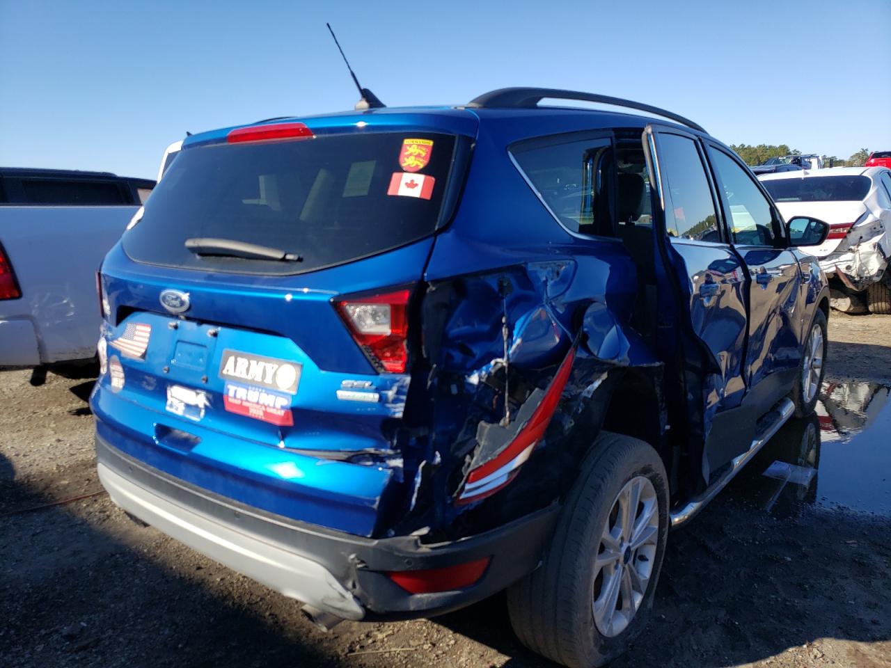 Photo 4 from auction – 2019 FORD ESCAPE SEL with VIN 1FMCU0HD8KUB84684